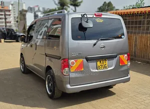 Nissan NV200 2017 Beige