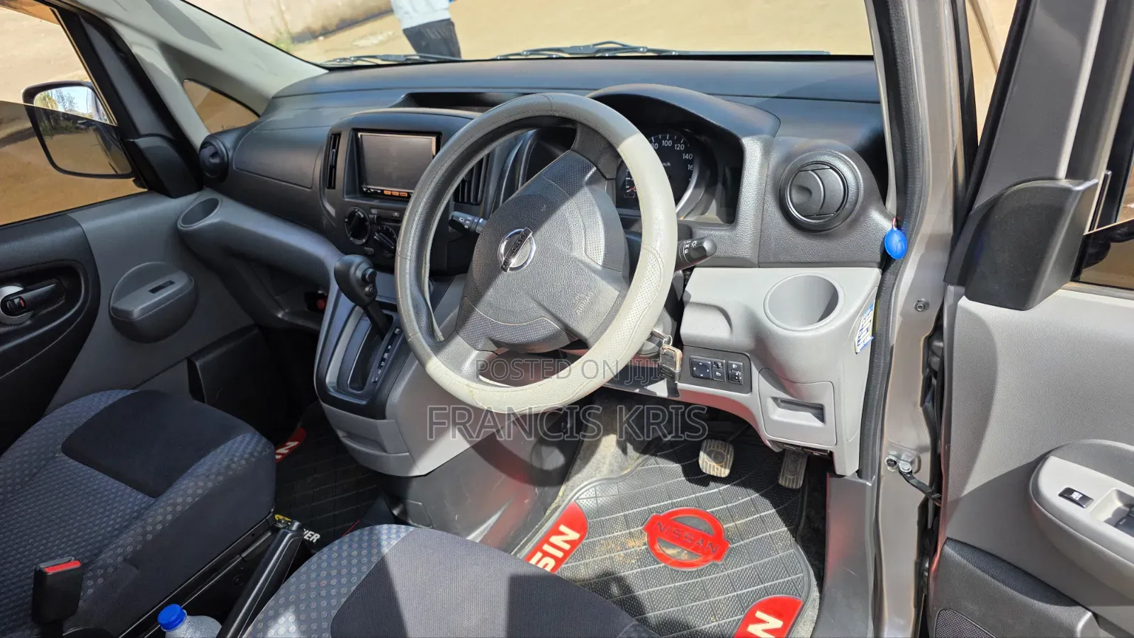 Nissan NV200 2017 Beige