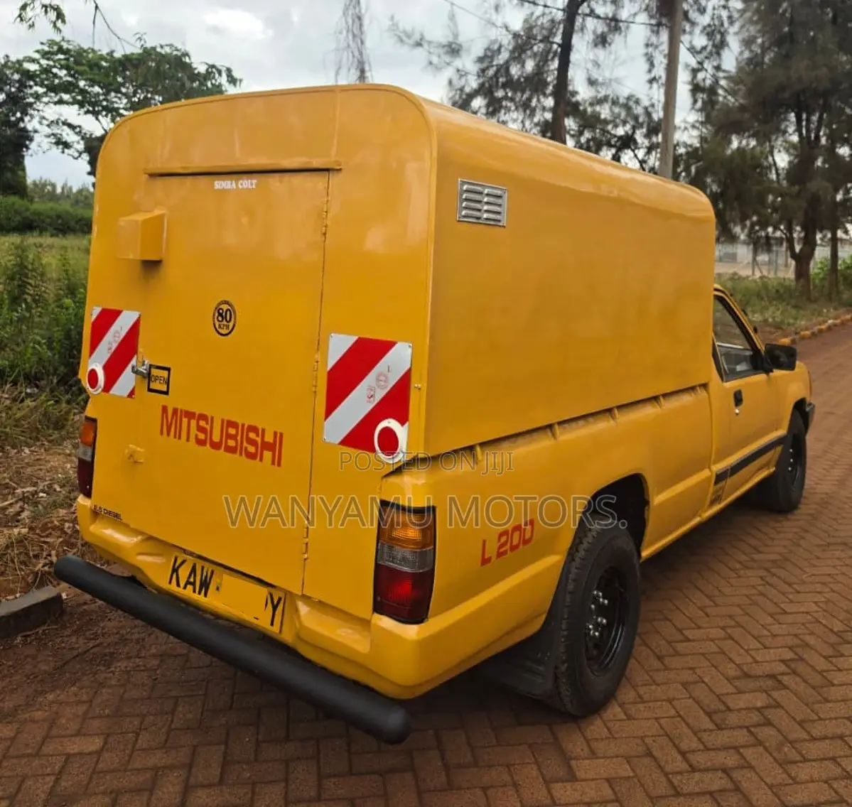 Mitsubishi L200 2006 Yellow