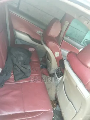 Toyota Crown 2009 White