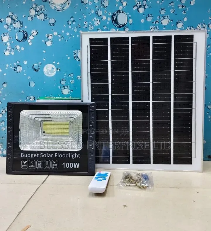 100 Watts Solar Floodlight/Floodlight 100 Watts