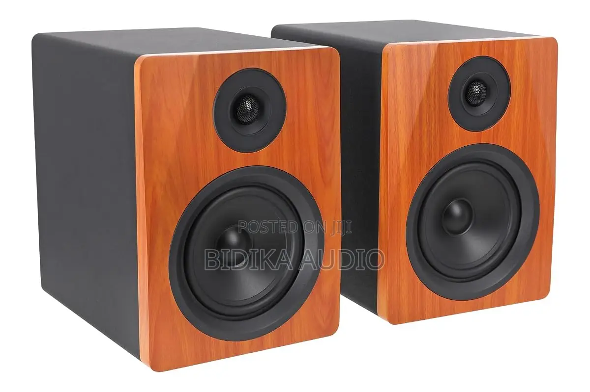 Rockville APM5C Pair 5.25" Classic Wood Powered Studio