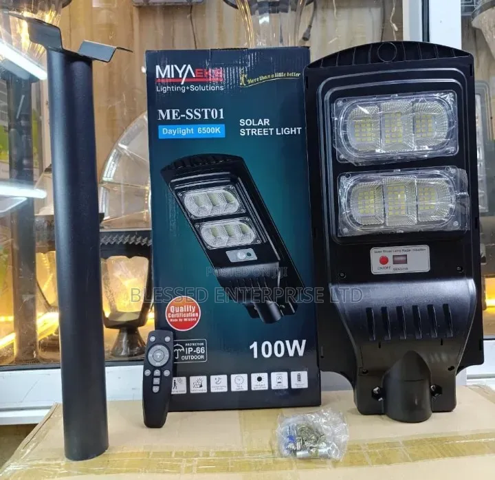 100 Watts New Arrival Solar Street Lights