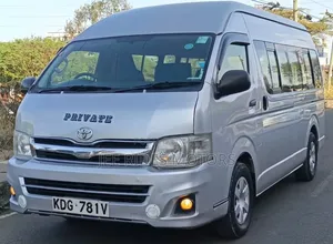 Toyota HiAce 2014 Grey