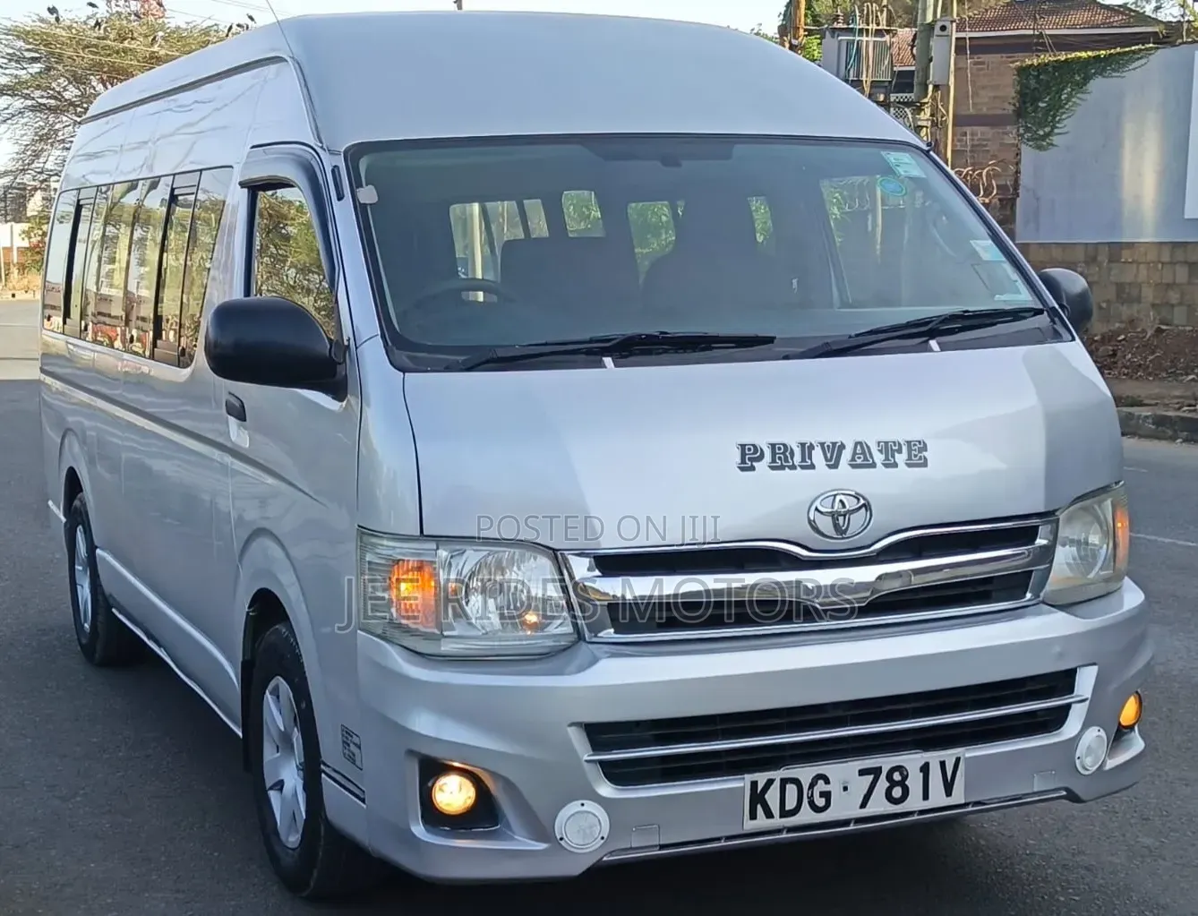 Toyota HiAce 2014 Grey