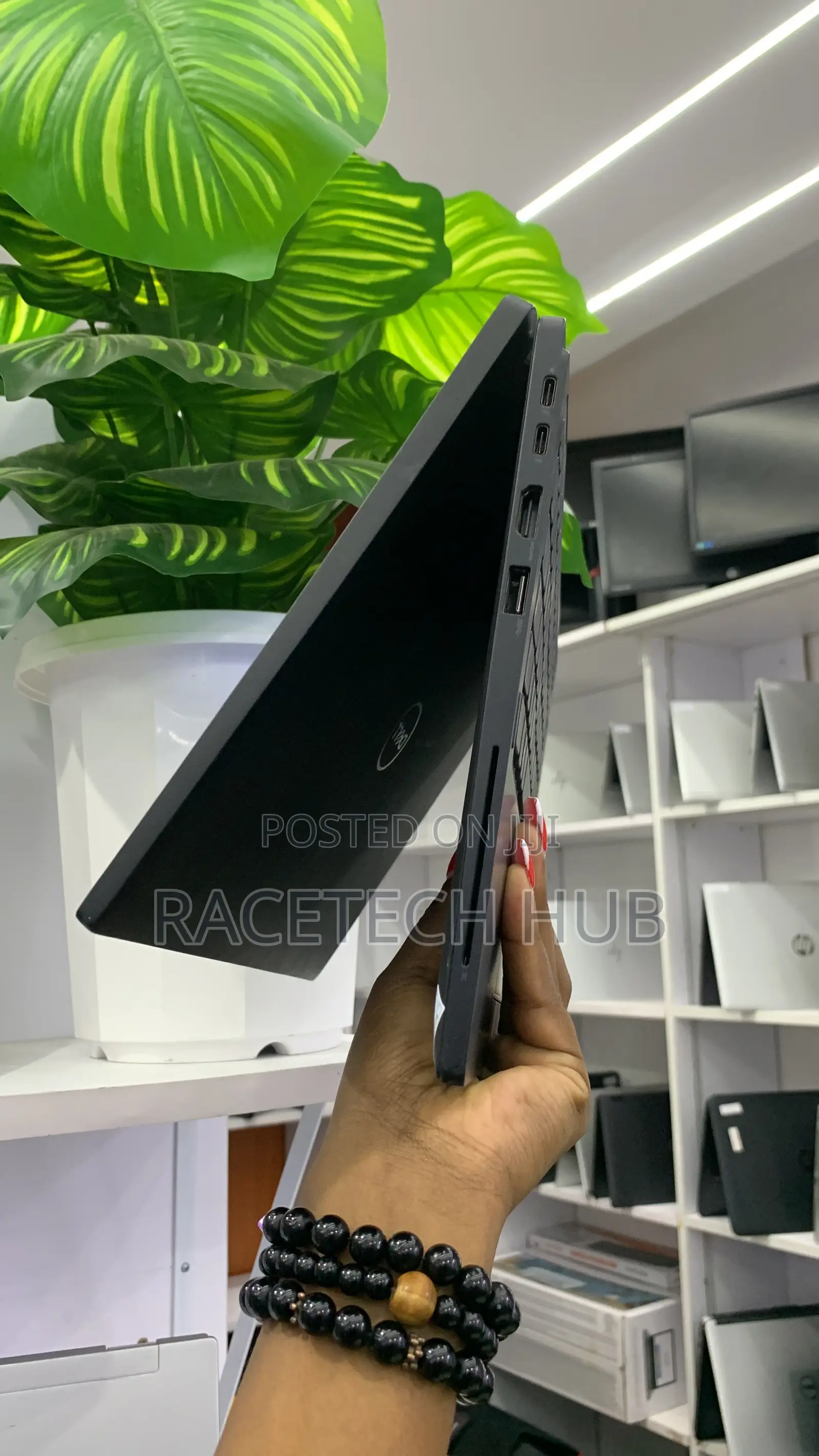 Laptop Dell Latitude 7390 8GB Intel Core i5 SSD 256GB