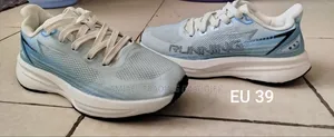 Women & Mens Sneakers