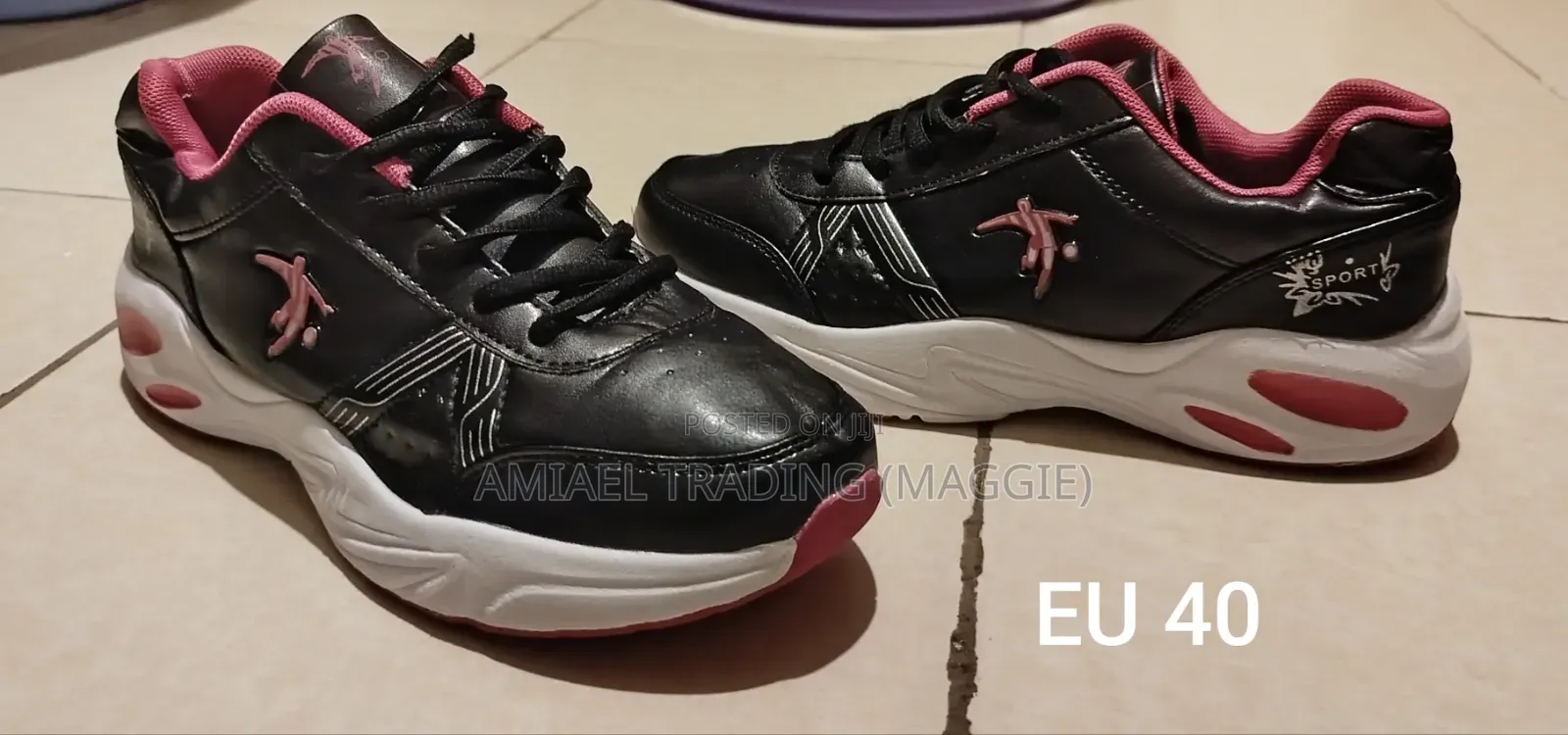 Women & Mens Sneakers