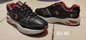 Women & Mens Sneakers