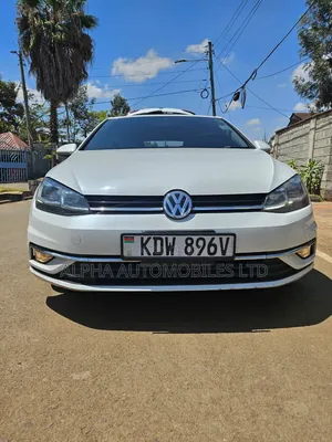 Volkswagen Golf 2018 White