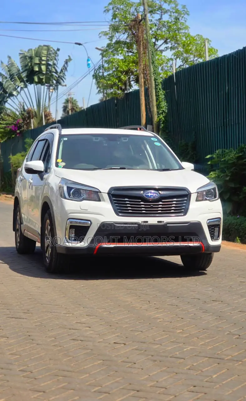 Subaru Forester 2019 White