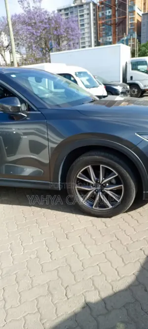 Mazda CX-5 2019 Gray