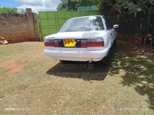 Toyota Corolla 1991 White