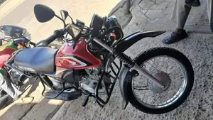 Honda CB 2022 Red