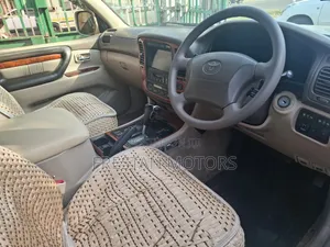 Lexus LX 470 1999 White