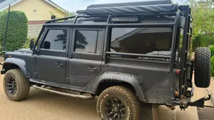 Land Rover Defender 2000