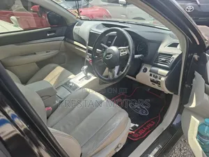 Subaru Outback 2011 Black