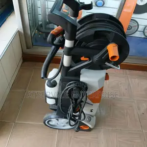 Professional STIHL RE 272 PLUS Pressure Washer