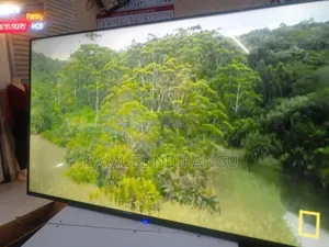 Selling Synix 50" Smart TV 5 Months Old