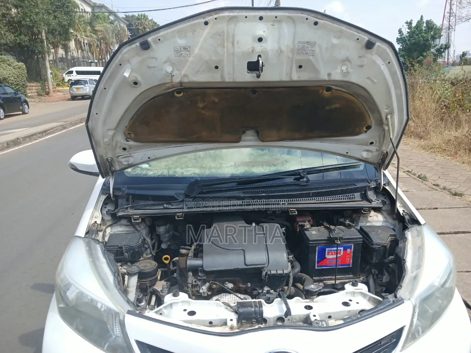 Toyota Vitz 2014 White