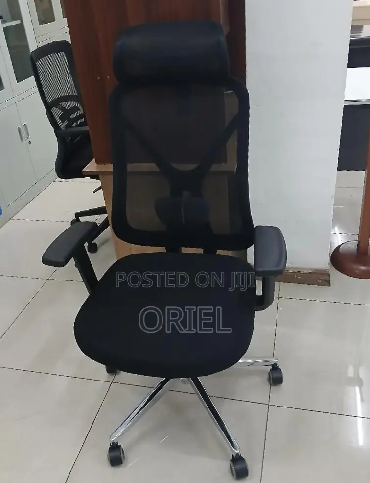 Ergonomic White Computer Chair With Orthopedic Back Support.
