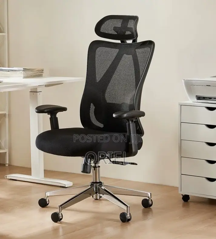 Ergonomic White Computer Chair With Orthopedic Back Support.