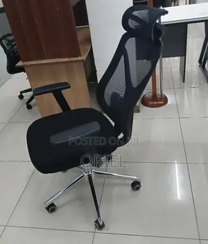 Ergonomic White Computer Chair With Orthopedic Back Support.