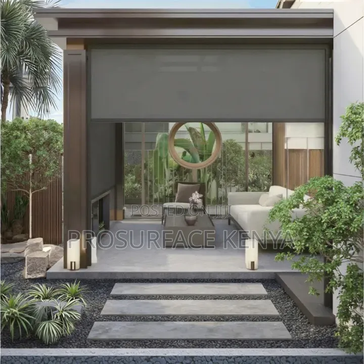 Elegant Sunscreen Window Blinds – Modern Home & Office Décor