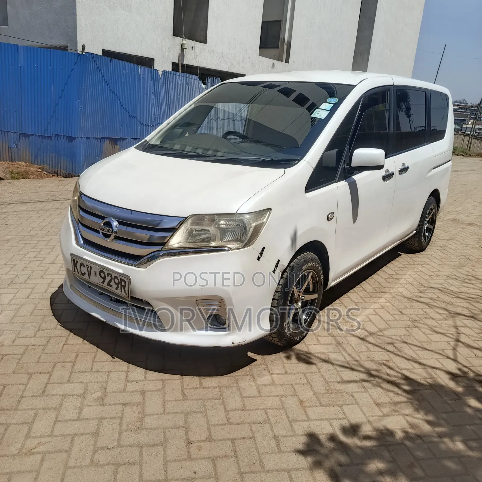 Nissan Serena 2012 White