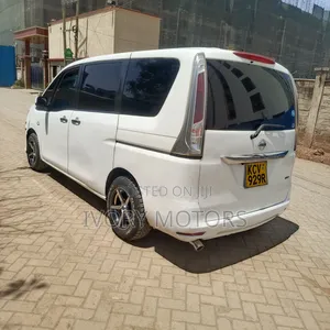 Nissan Serena 2012 White