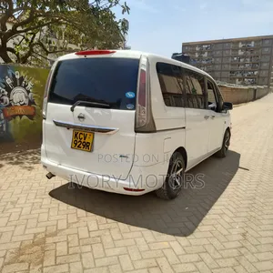 Nissan Serena 2012 White