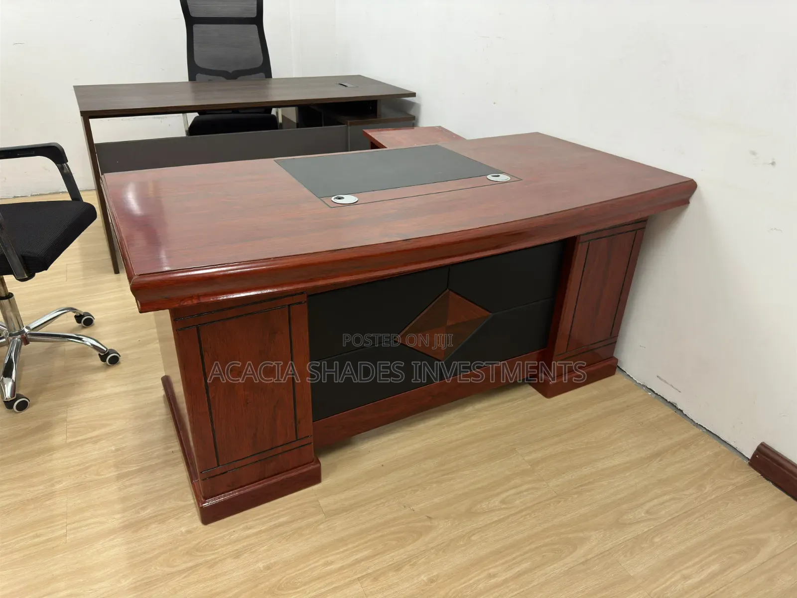 Office Desk Executive
