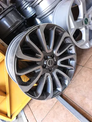 Original Rim Size 22 Range Rover