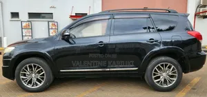 Toyota Vanguard 2013 Black