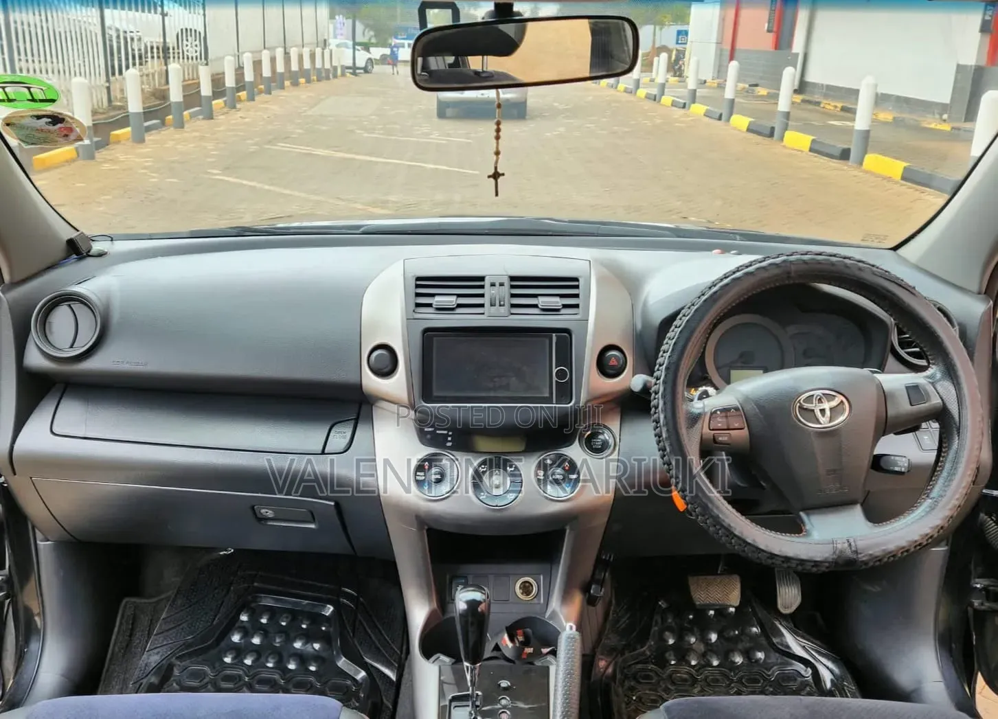 Toyota Vanguard 2013 Black