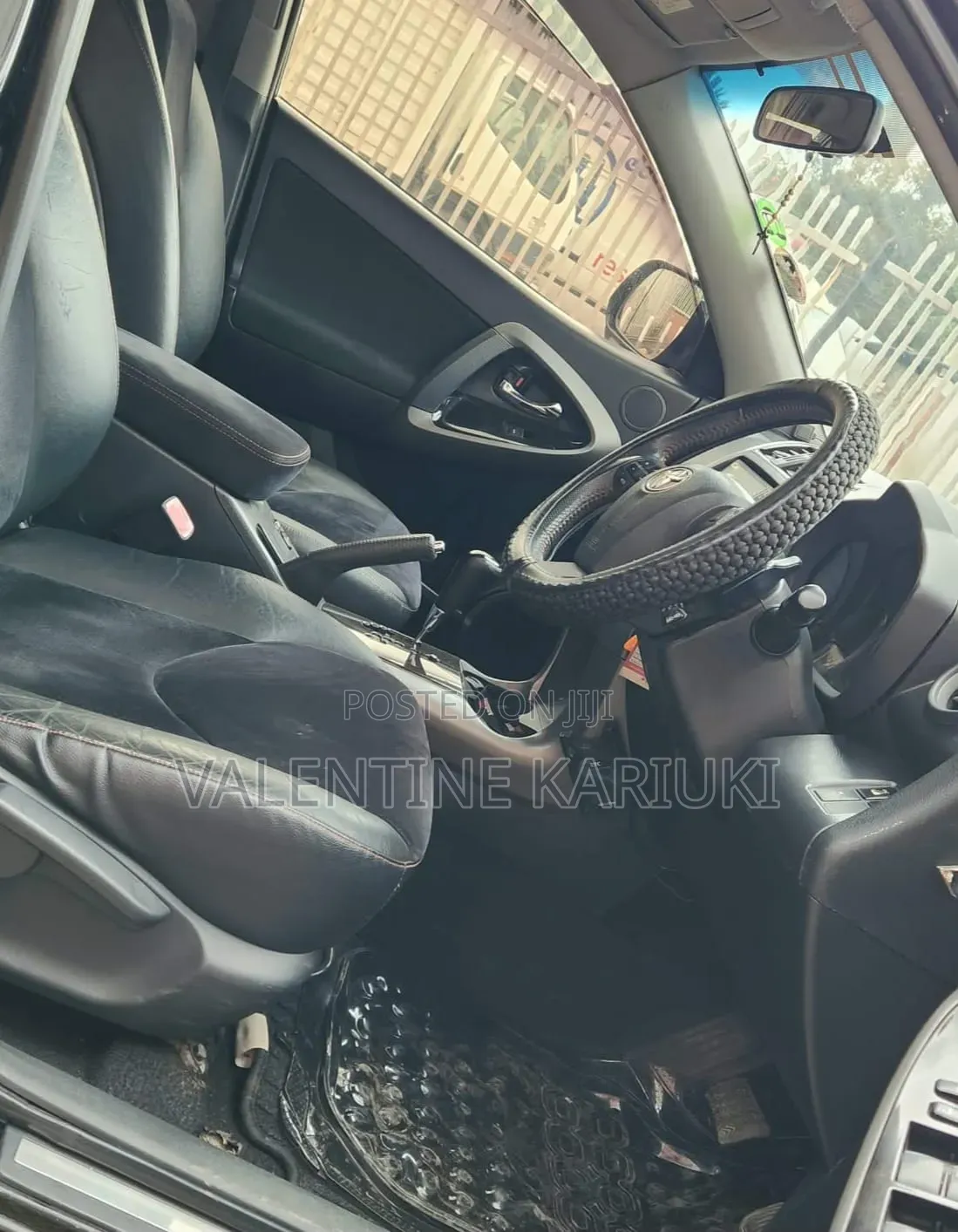 Toyota Vanguard 2013 Black