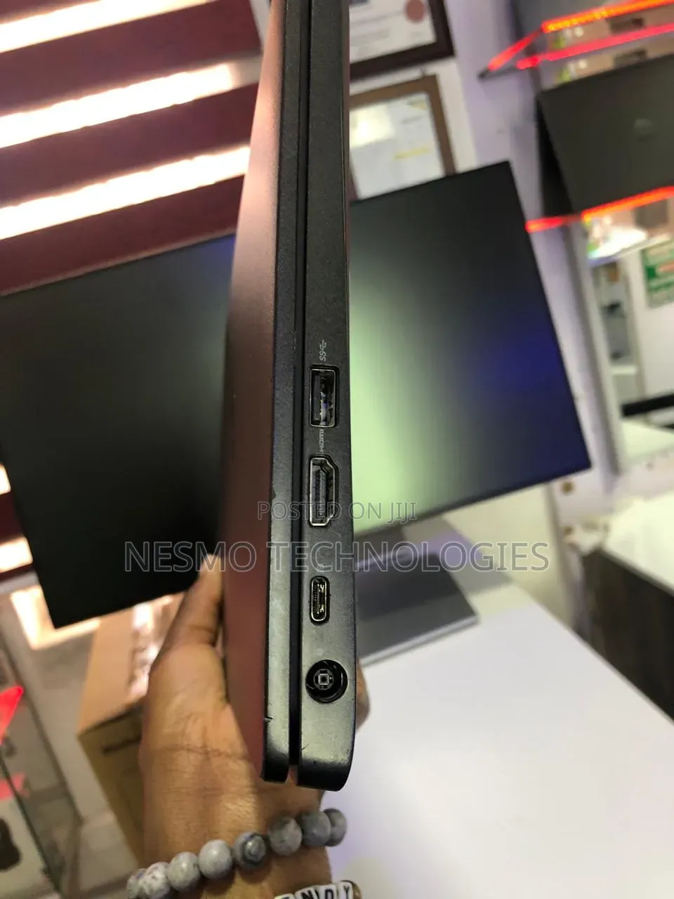 Laptop Dell Latitude 5300 8GB Intel Core i5 SSD 256GB