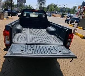 Isuzu D-MAX 2021 Green