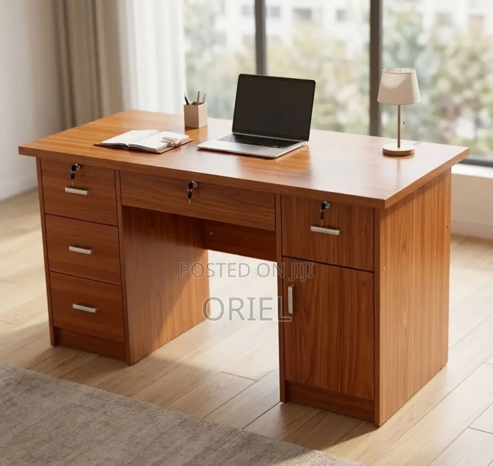 Office Desk : 1400MM Executive Office Desk With Drawers & Cupboard