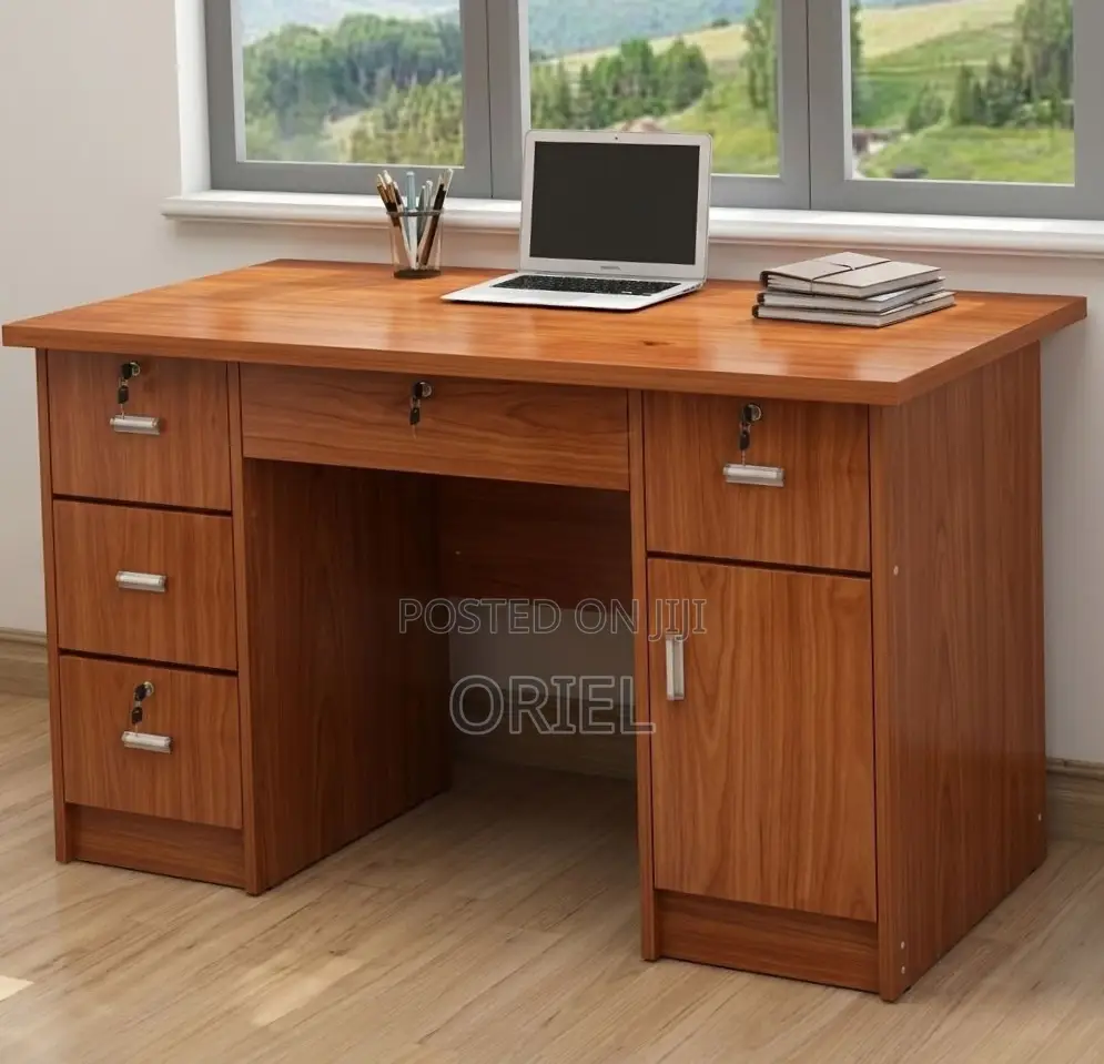 Office Desk : 1400MM Executive Office Desk With Drawers & Cupboard