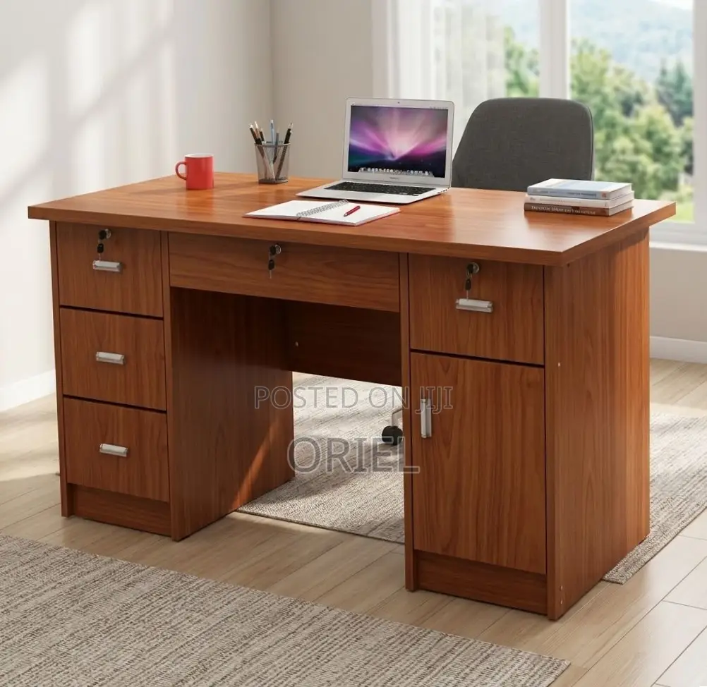 Office Desk : 1400MM Executive Office Desk With Drawers & Cupboard