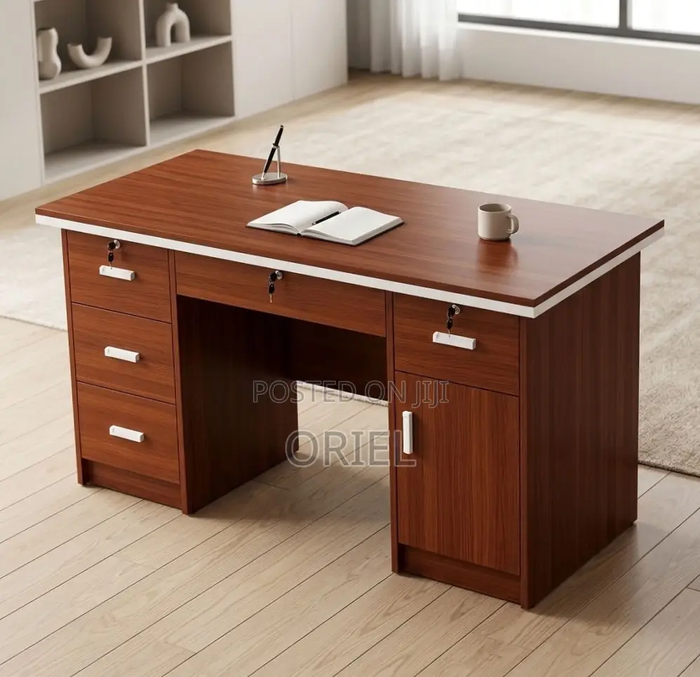 Office Desk : 1400MM Executive Office Desk With Drawers & Cupboard