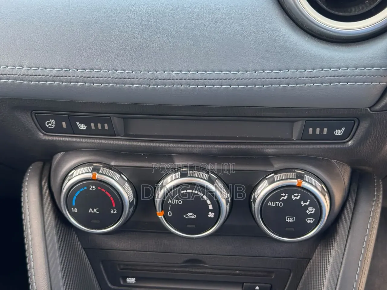 Mazda 2 2019 Silver