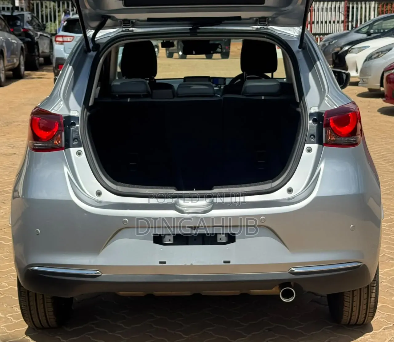Mazda 2 2019 Silver