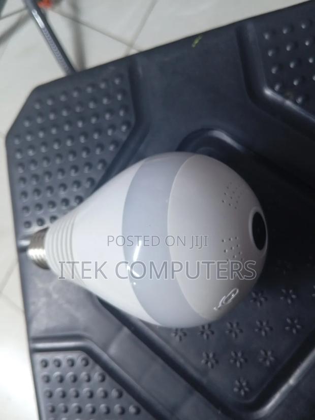 V380 Wireless Bulb Security Camera With Motion Detection - main view