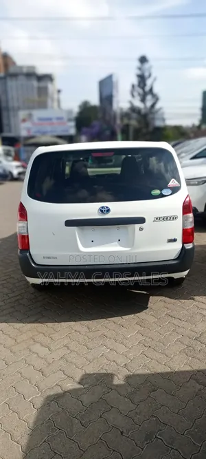 Toyota Succeed 2019 White