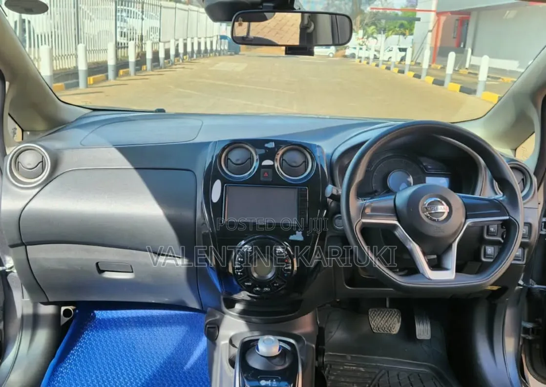 Nissan Note 1.2 Hybrid 2017 Gray