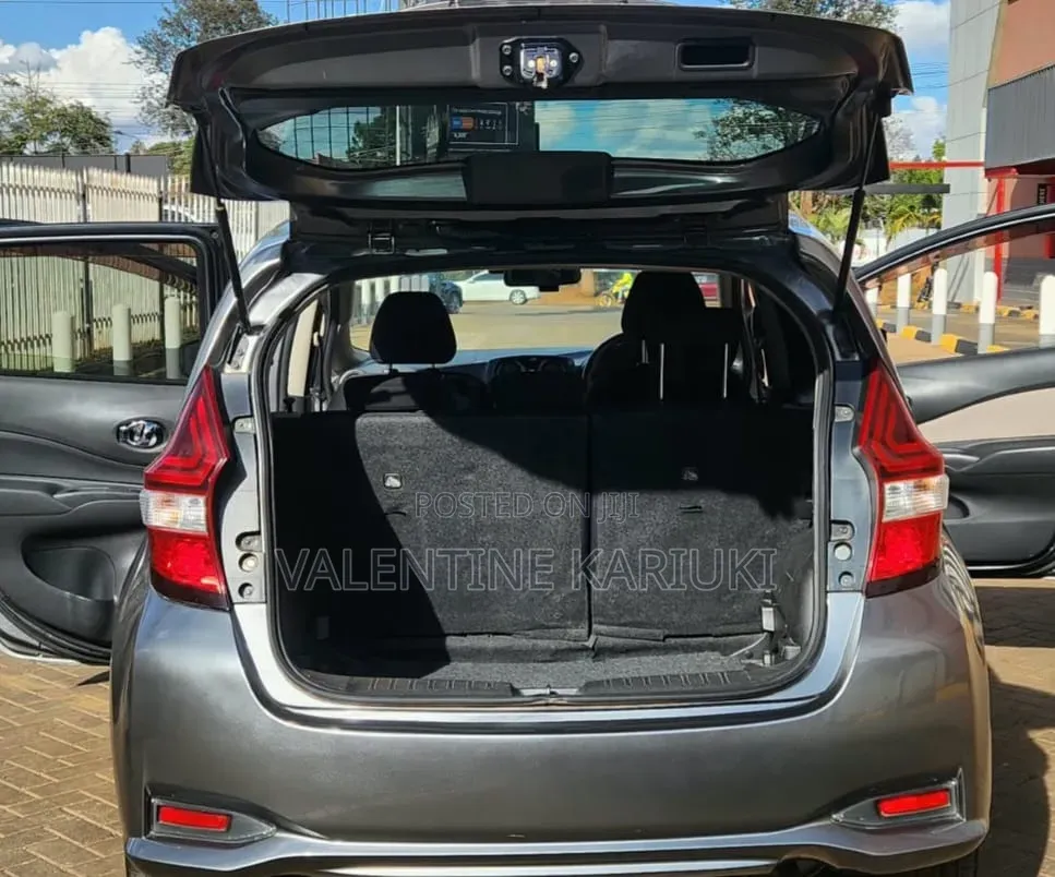 Nissan Note 1.2 Hybrid 2017 Gray