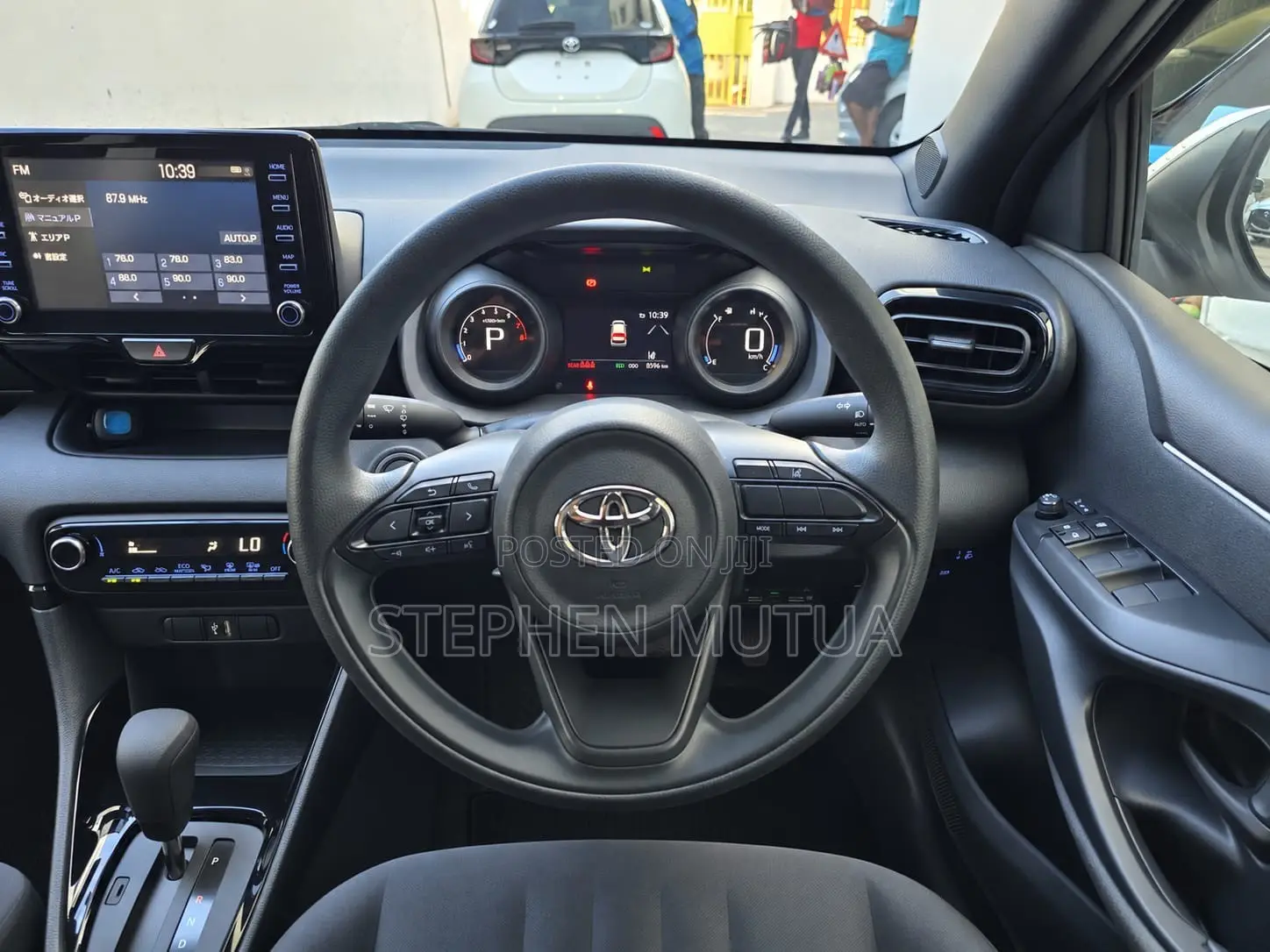 Toyota Yaris 2021 White