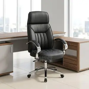 Office Chair; Black Director's Office Chair